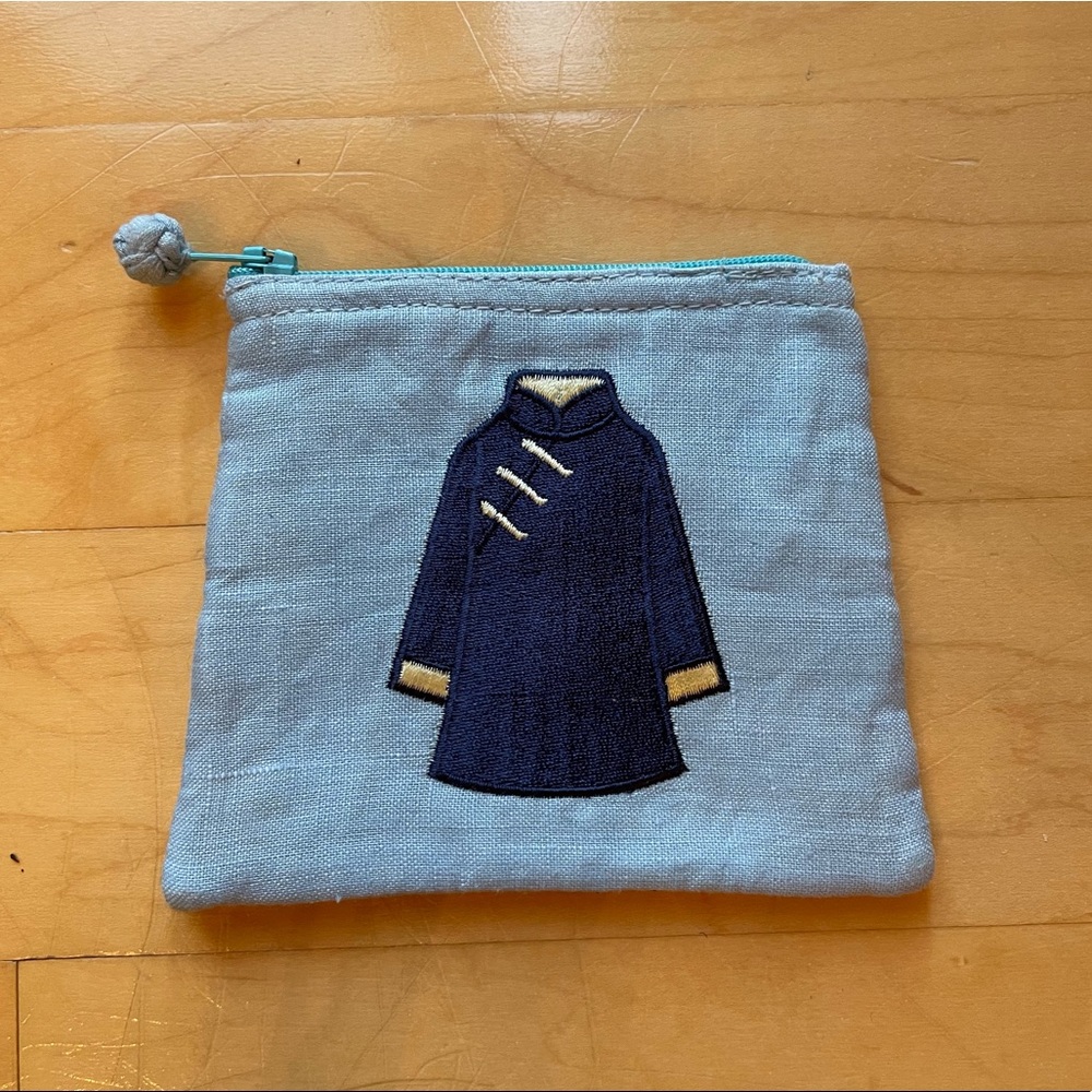 Taiwanese Embroidered Pouch, NWOT; Light Blue Zipped Pouch